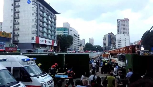 郑州地铁地下施工现场发生事故 3名人员昏迷已