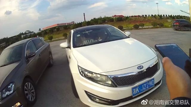 衡阳一男子驾照丢失后补办500元假证 上路被抓