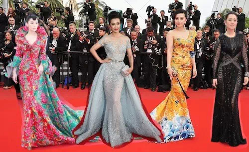 历年戛纳红毯上,中国女星都穿了些什么?