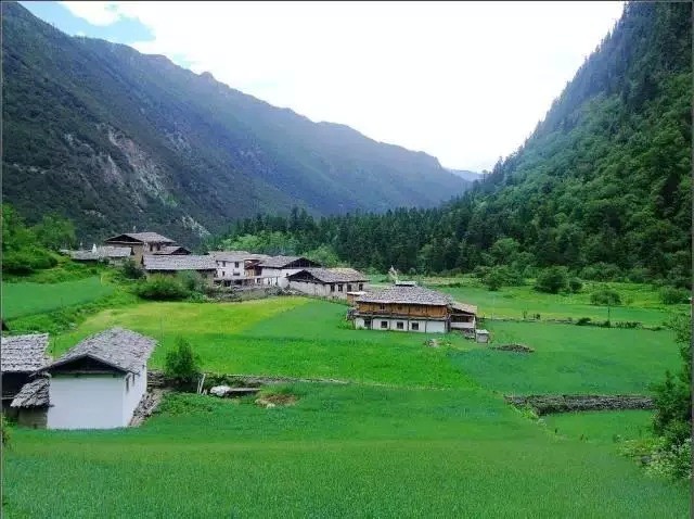 国内适合女生旅游的11个地方,争取都去一次!