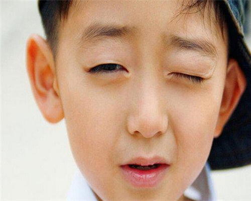 宝宝近视,儿童近视如何恢复,宝宝近视怎么�?幼儿近视如何治疗