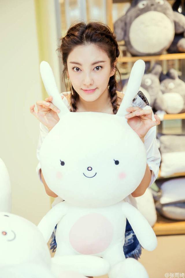 公袁巴元亲自报警称受伤害,警方确认张雨绮夫