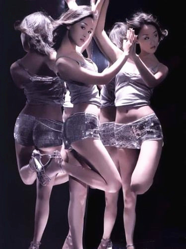 她曾是央视美女主播，改行当演员佳作不断，却愿为小三让位（组图） - 4