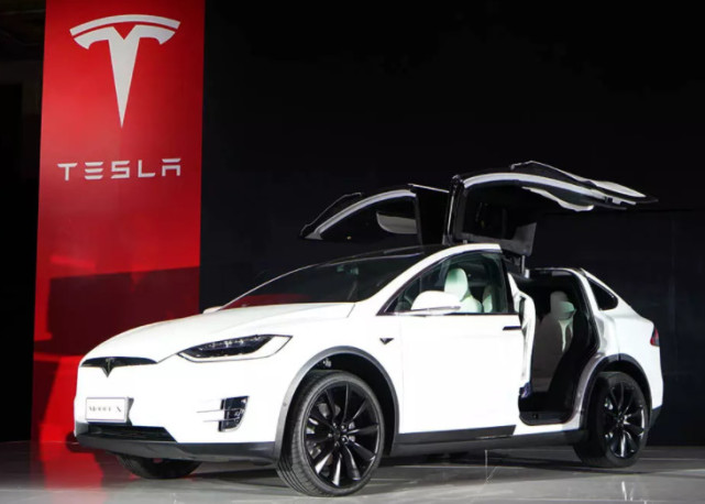 特斯拉否认三倍薪资从上汽挖人:目前未录用任