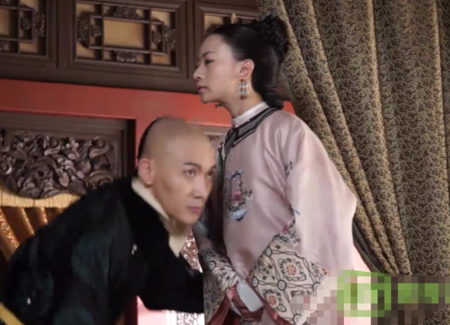 《延禧》乾隆“公主抱”璎珞，璎珞“扮太监”花样戏君：皇上，我想你了！