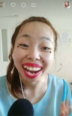 嘟嘟姐被封杀后承认大嘴是特效,真人长这样,网友:还是