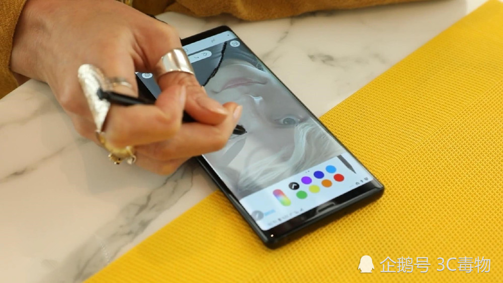 三星Note9配置也叫升级?华为:骗人的把戏我们