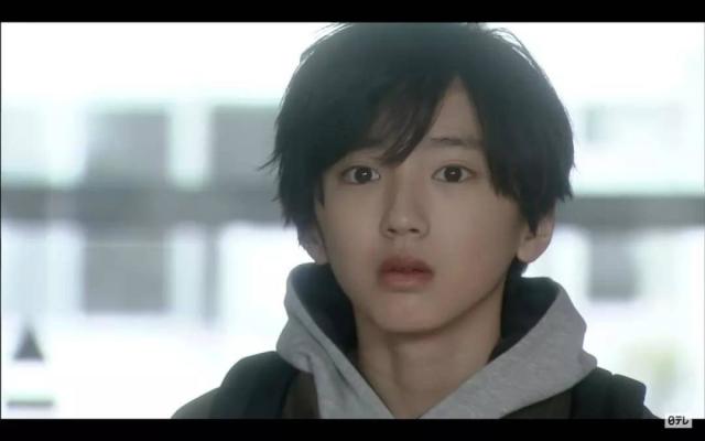 16岁颜值逆天，走失男孩反叛少年，他满足你对所有美少年的幻想