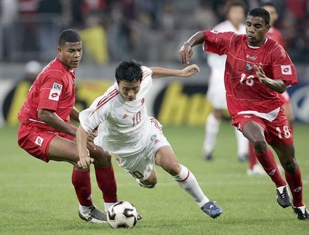 08国奥拾遗:天才中场曾与梅西齐名 一人堕落最