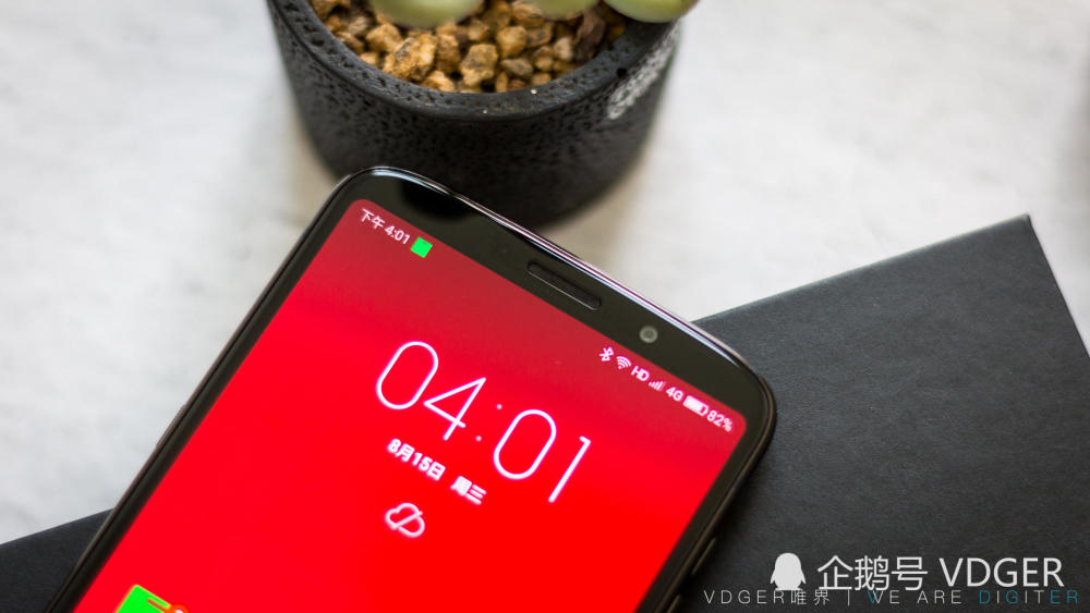 全球首款5G手机摩托罗拉Z3开箱:快人一步能否