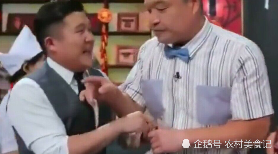 韩国美食节目请中国厨师,现场做抖音油爆虾,主