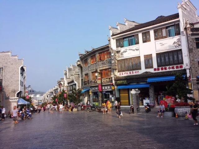 且兰古镇人口_且兰古镇图片(2)