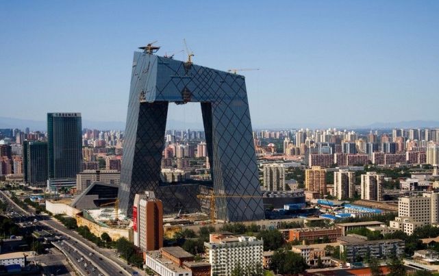 北京户籍人口2018_北京常住人口猛增 报告指不能马上取消户籍限制