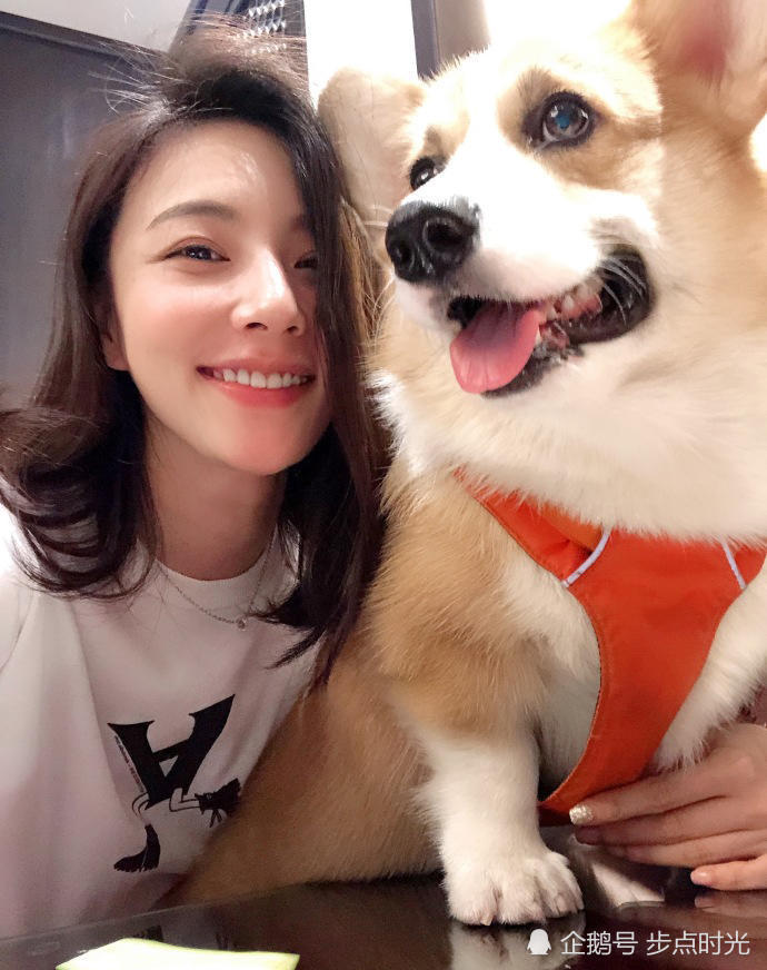 王思聪送新女友陈雅婷上百万手表,眼睛都不眨