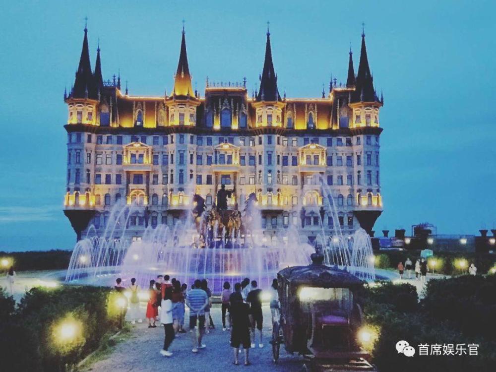 《西虹市首富》拍摄地大火:6亿城堡能否超越冯