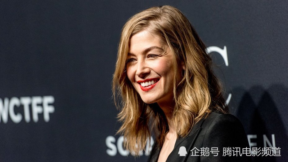 她是史上最年轻的邦女郎 自曝试镜007电影时被要求脱掉内衣