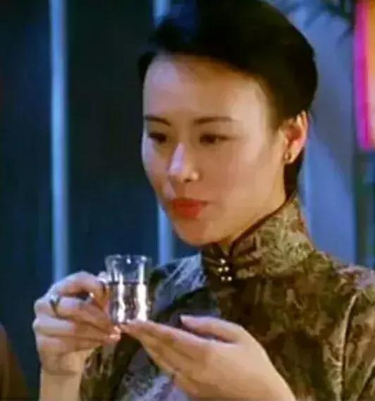 陈冲邬君梅时隔30年后《如懿传》罕见同框,她