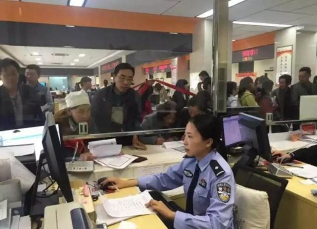 合阳公安以最多跑一次为引领 疏通群众办事