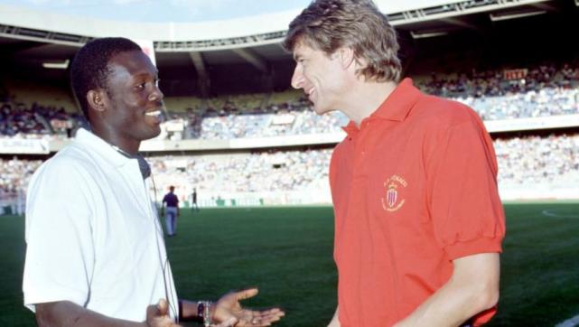 温格将接受利比里亚授勋 总统维阿为教授准备