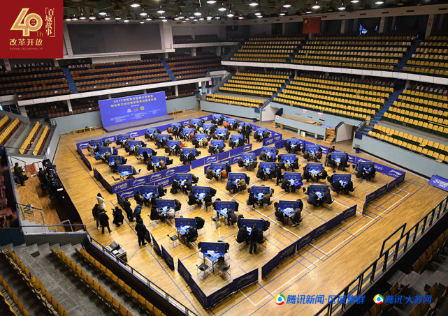 淮安改革开放40周年 一场有关龙虾与掼蛋的奇