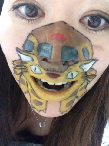 <em>妹纸玩卡通 唇艺</em>画 ,逗B又可爱!_订阅_腾讯网