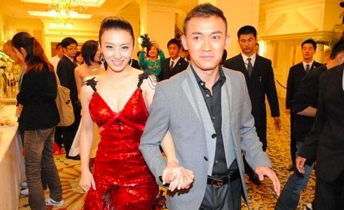 《延禧》里的"乾隆"聂远与前妻因性格暴躁起争执,还因