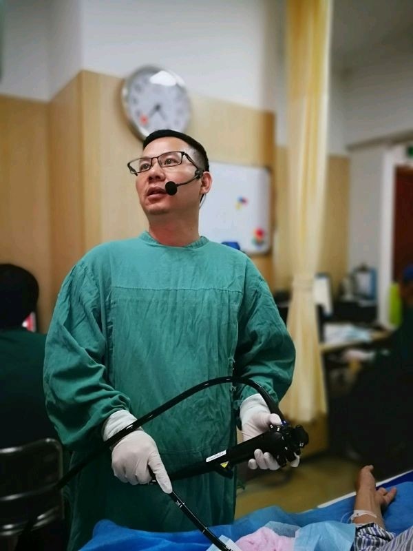 保安便血三个月 血红蛋白仅正常人三分之一