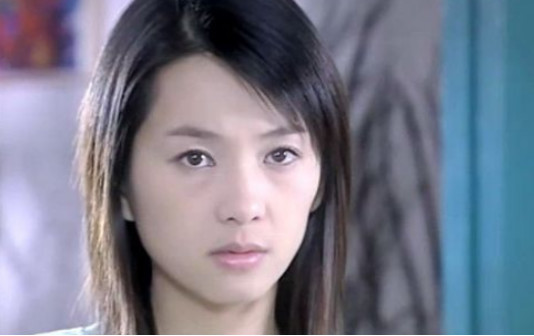 她是金钟奖影后,没想到居然嫁给了李威表弟,今