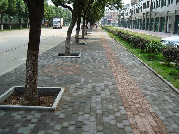 人行道停车官方许可来了 舟山已施划车位4977