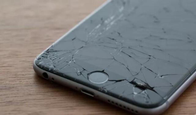 苹果与第三方经销商达成维修iPhone屏幕协议