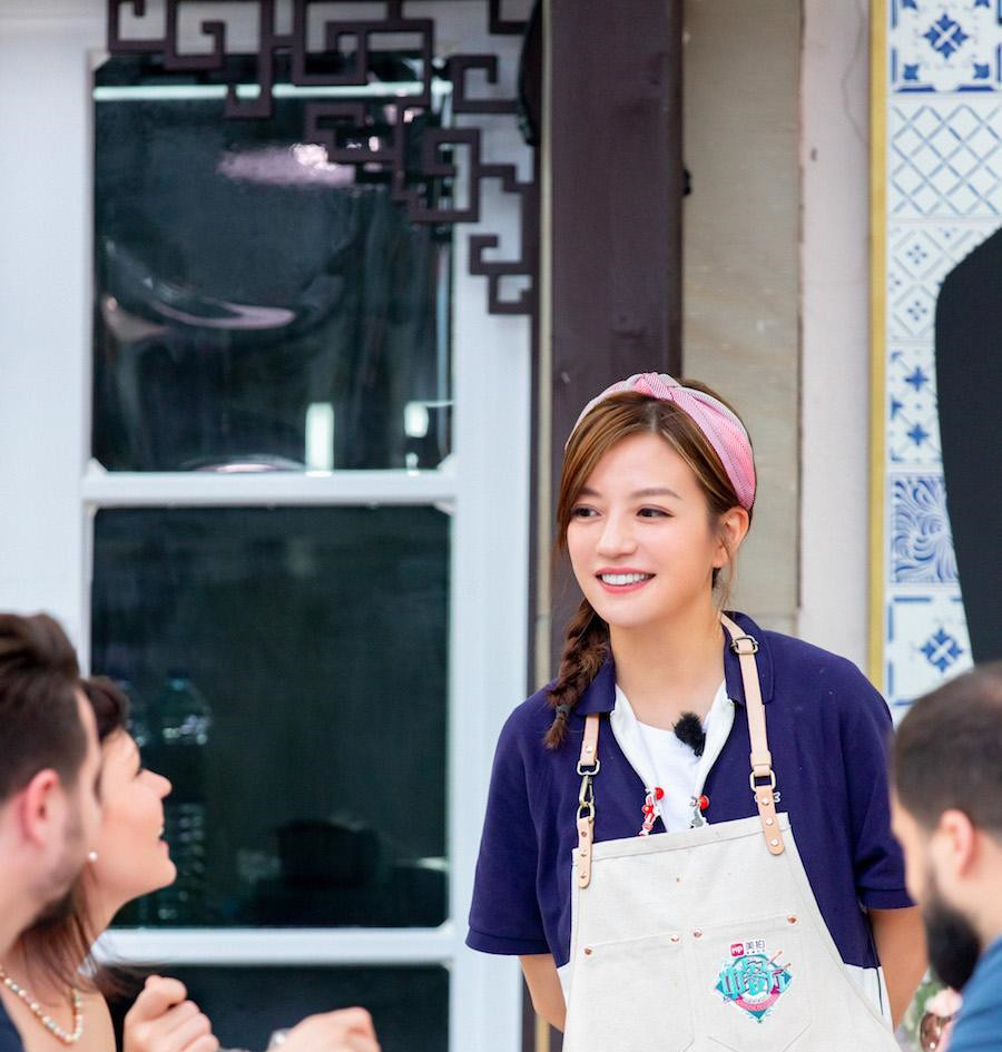 赵薇《中餐厅2》挑战首个主厨日,薇氏硬菜能否