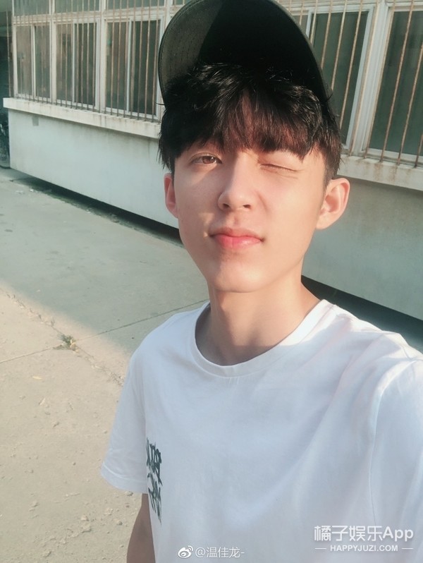 还有一位