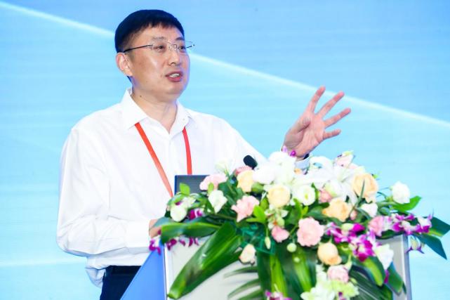 为新时代汽车人才发展把脉:中国汽车人才高峰