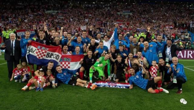 萨格勒布迪纳摩--魔笛吹响欧洲的地方