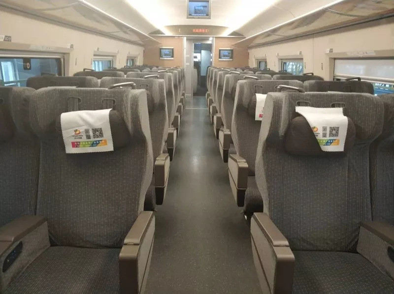 二等座crh2a型动车组二等座(02-08车)编辑 laury