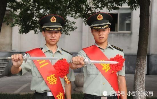 上大学和没上大学的区别在哪?看过这些实录后