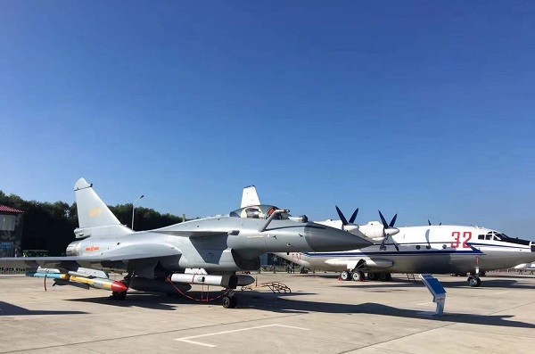 谁说歼10B只能制空?这天曝光超强多用途战力