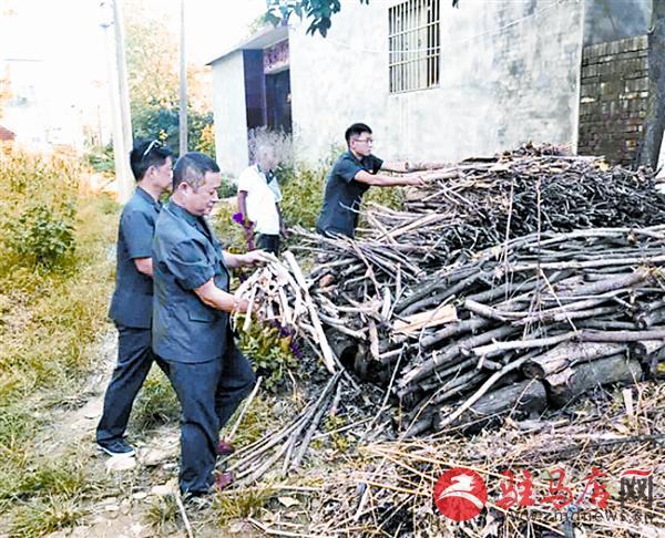 人口搬运工_搬运工辛苦图片(2)