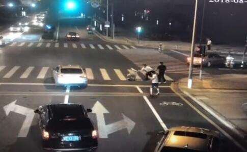 反杀昆山龙哥是否正当防卫?湘大法学院副教授