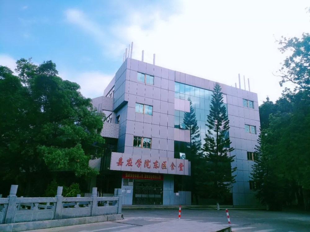 34,广东技术师范大学35,广州科技职业技术大学36,广州理工学院37