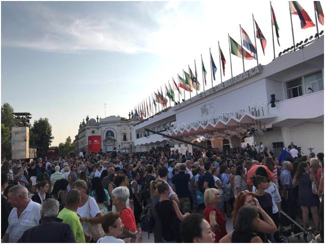 威尼斯开幕：高司令新片口碑炸裂，这又是奥斯卡的节奏？
