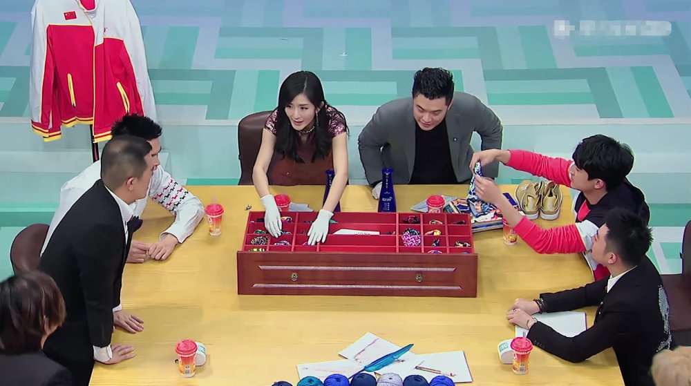 林更新、陈赫和谢娜围观孙杨的内裤,这档节目