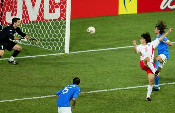 你只知道孙兴慜免除了兵役 你不知道他承受了