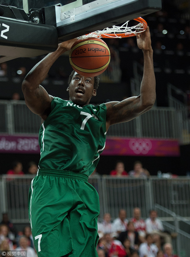 星耀篮球世界杯:这次美国队能否集齐勇士5巨头