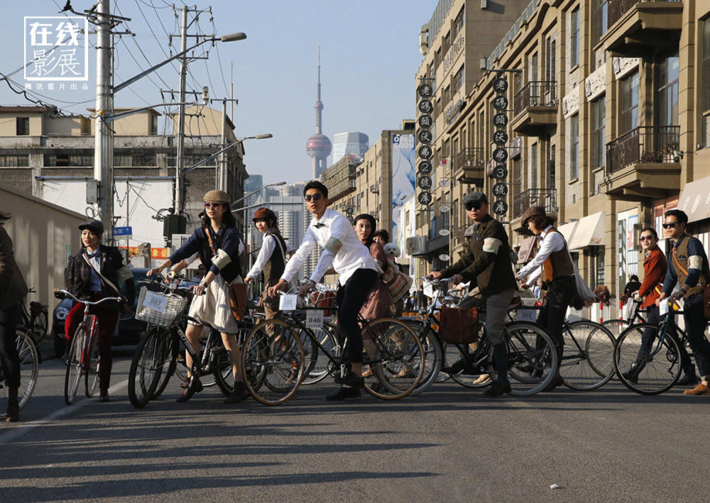 在线影展:改革开放40年 读懂国人衣食住行之变