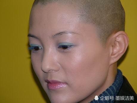 18岁被母亲逼嫁富豪，后为梦想抛夫弃女，42岁被三婚丈夫当宝