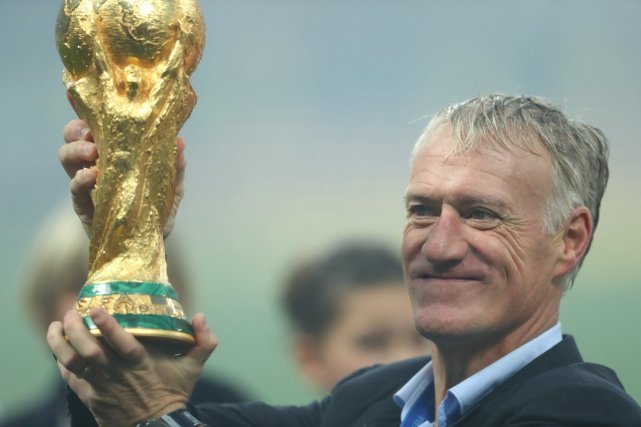 德尚:FIFA世界足球先生前三无法国球员 这太不