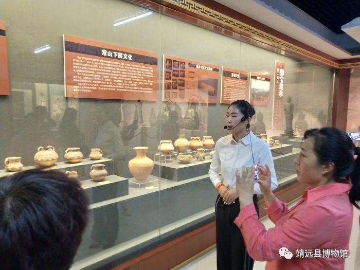 靖远县博物馆与东街社区开展"走出去 请进来" 宣传