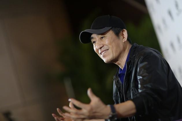 牛!张艺谋成威尼斯电影节颁发荣耀电影制作人