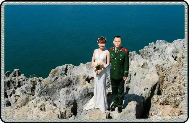 闪来的军婚别样美:认识3个月,第1次见面就领